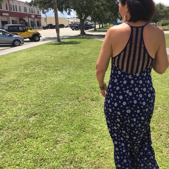 Dress - Picture 4 of 4